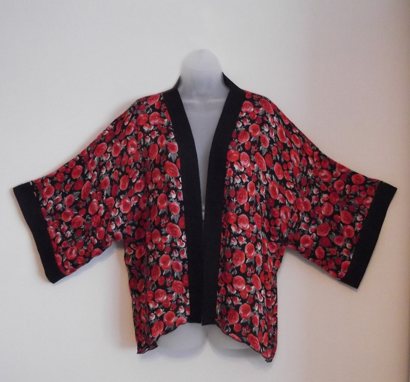 Classic Red Roses Kimono Style Jacket