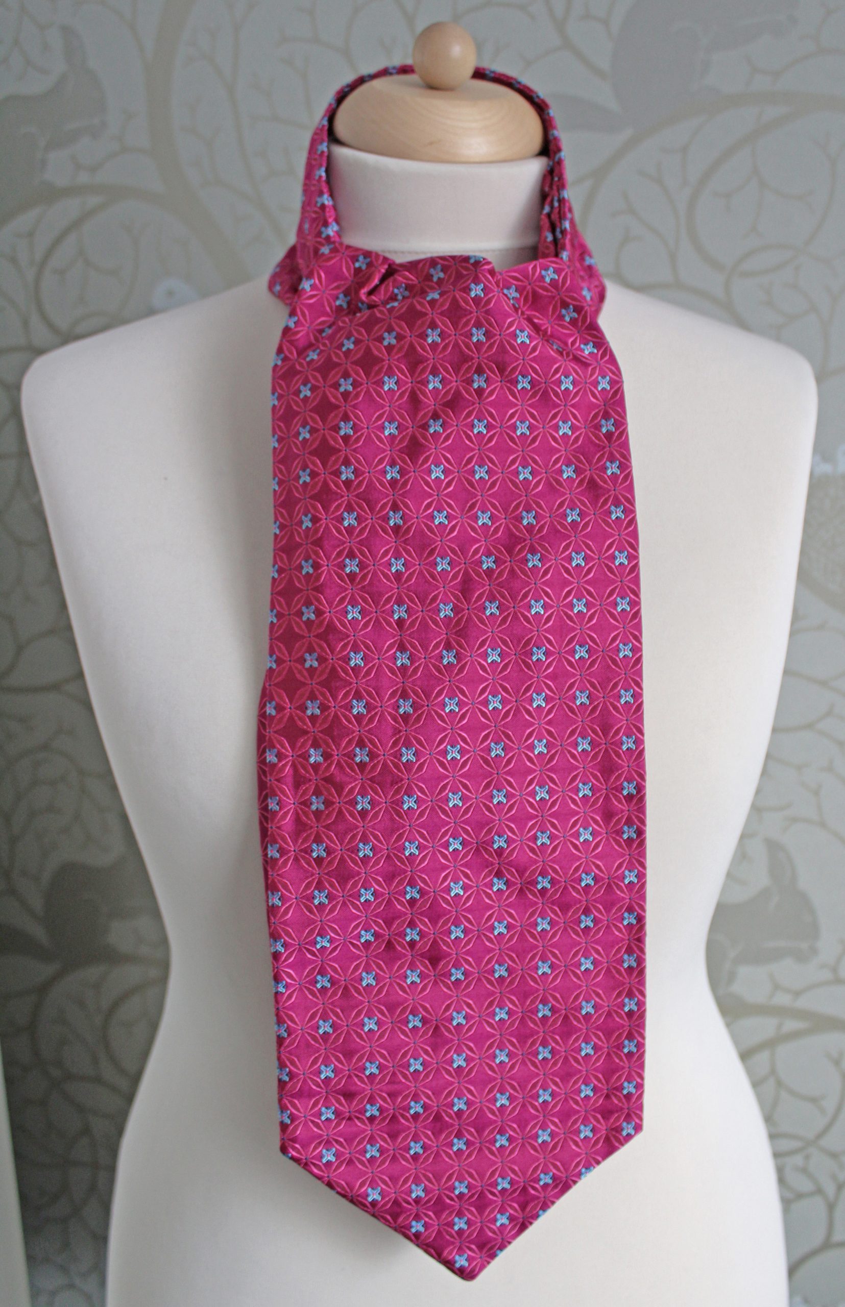 Rich Fushia Silk Cravat