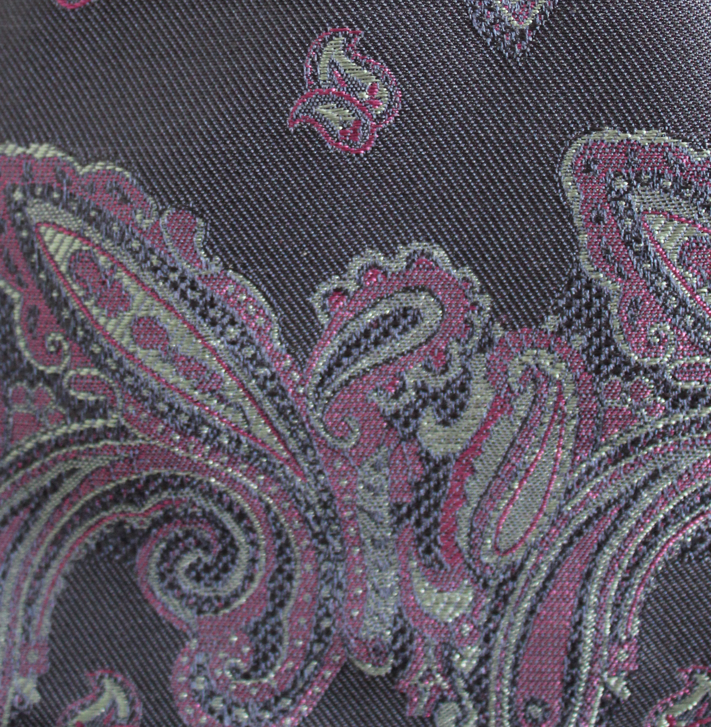 Perfect Paisley Silk Cravat - Image 2