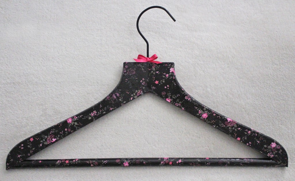 Wooden Decoupage Hangers - Image 5