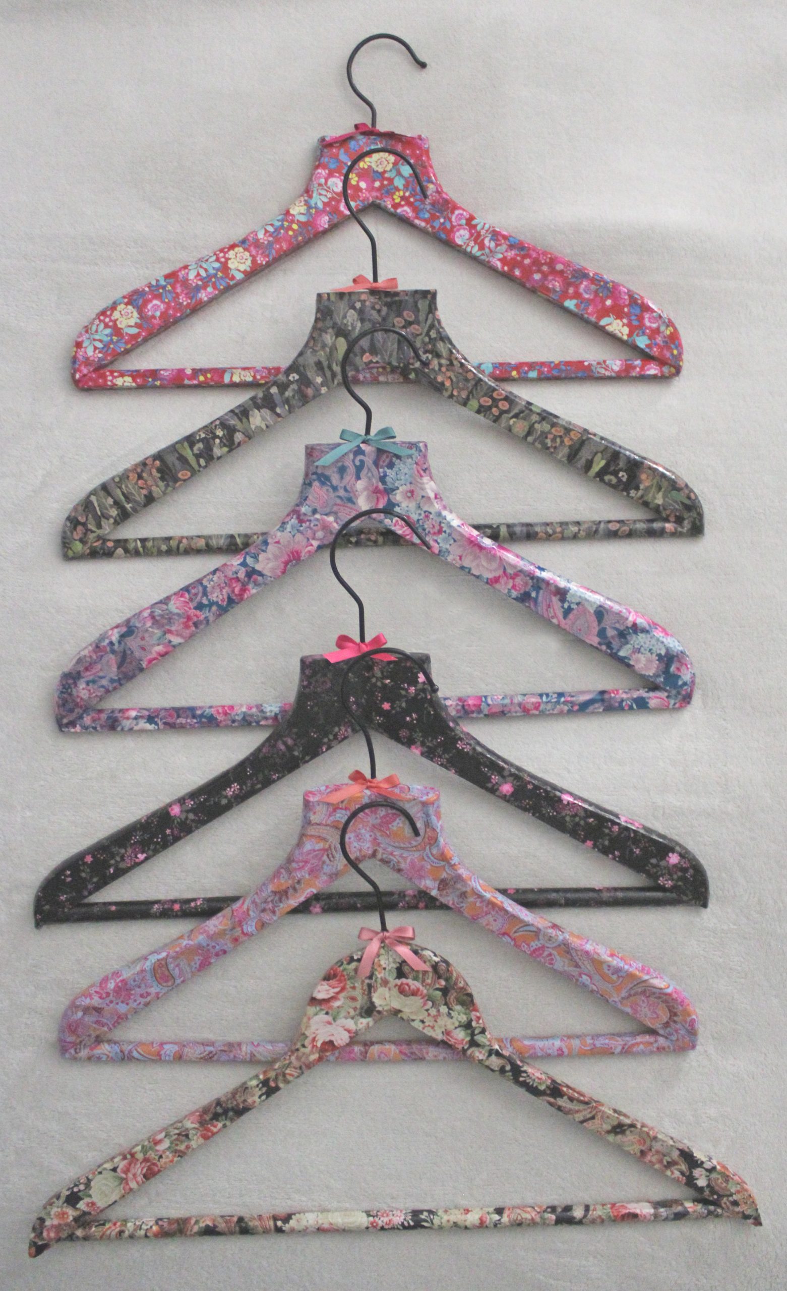 Wooden Decoupage Hangers - Image 9